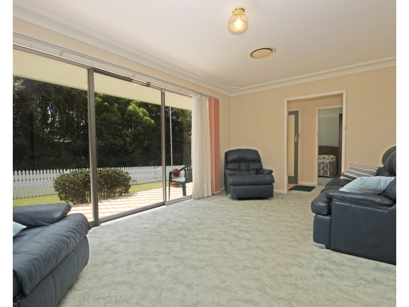 2 Hanley Street, Laurieton NSW 2443