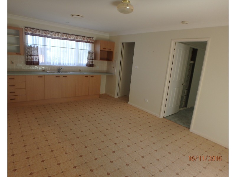 2 Hanley Street, Laurieton NSW 2443