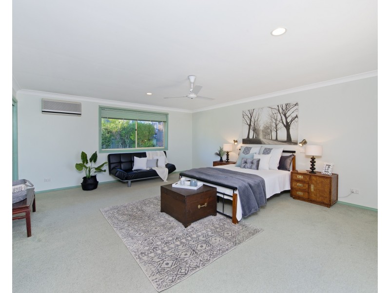 24 Waterview Crescent, West Haven NSW 2443