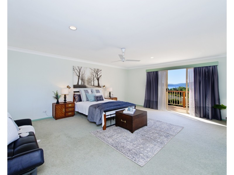 24 Waterview Crescent, West Haven NSW 2443