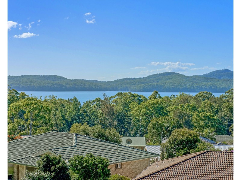24 Waterview Crescent, West Haven NSW 2443