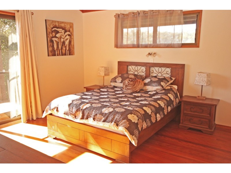 19 Bayside Avenue, North Haven NSW 2443