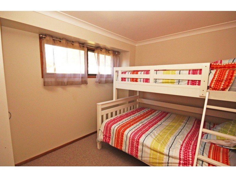 19 Bayside Avenue, North Haven NSW 2443