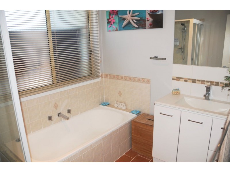 12 Kurraba Place, St Georges Basin NSW 2540