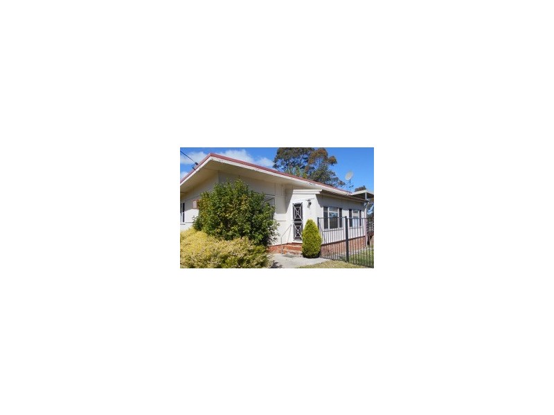 2 Bruce Street, St Georges Basin NSW 2540