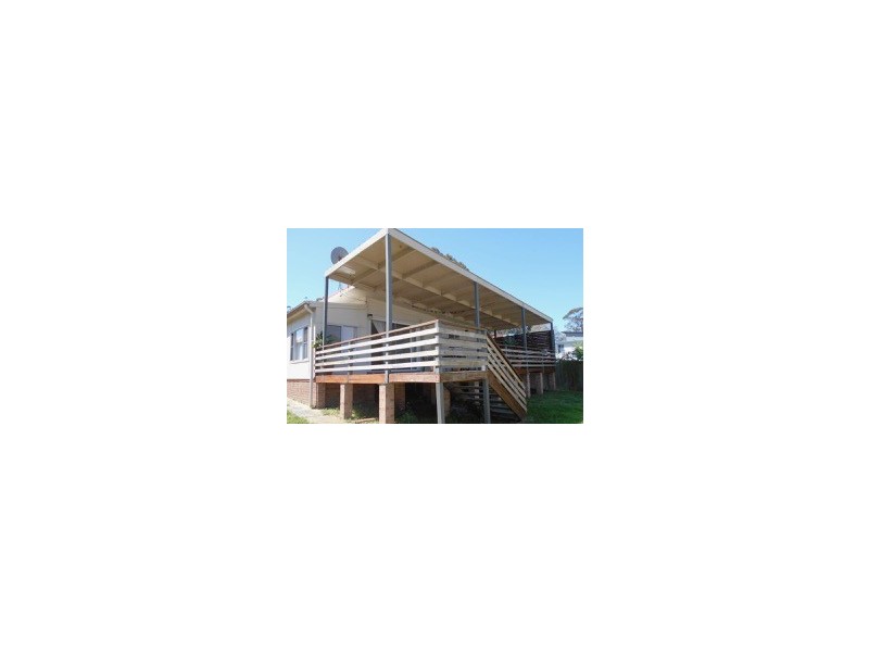 2 Bruce Street, St Georges Basin NSW 2540