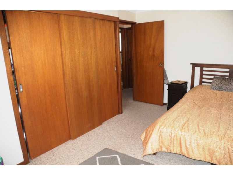 1 Albion Street, Sanctuary Point NSW 2540