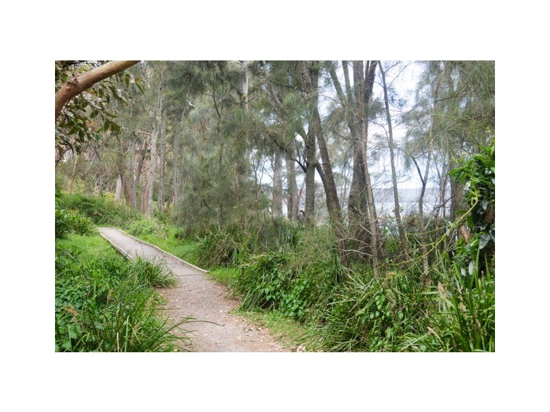 104 Greville Ave, Sanctuary Point NSW 2540