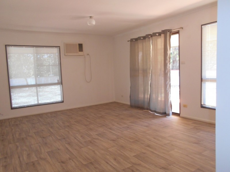 104 Greville Ave, Sanctuary Point NSW 2540