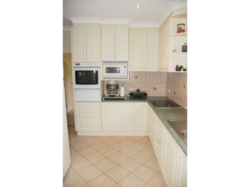 19 Greville Avenue, Sanctuary Point NSW 2540