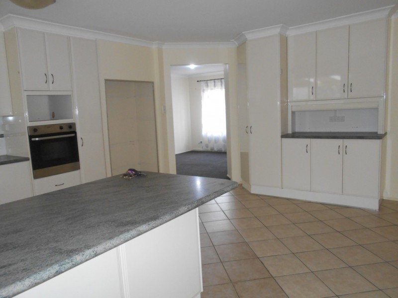 17 Claylands Drive, St Georges Basin NSW 2540