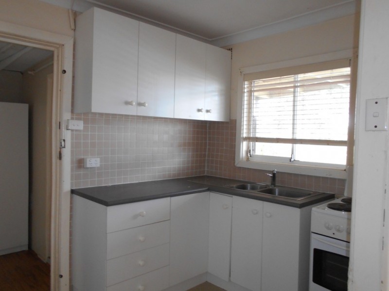 2 Bruce Street, St Georges Basin NSW 2540