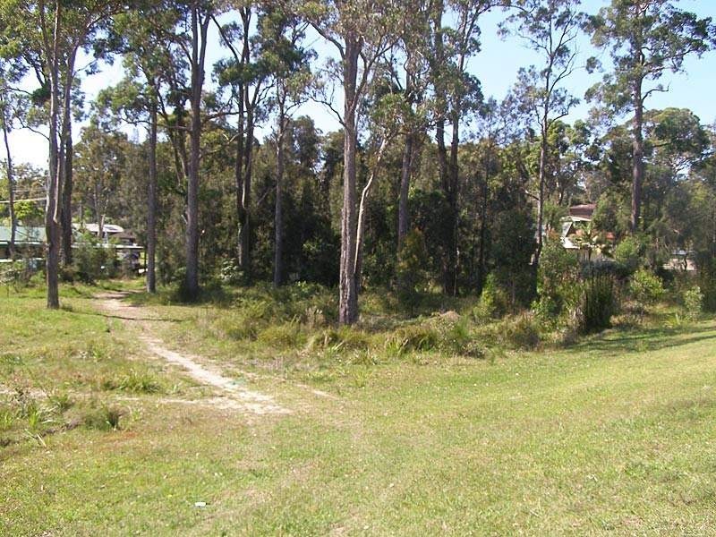 129 The Park Dr, Sanctuary Point NSW 2540