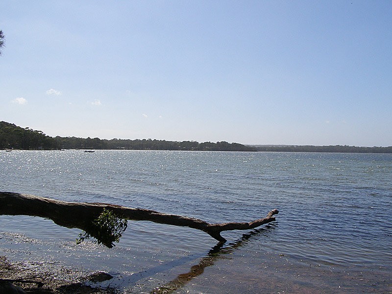 14 Island Point Rd, St Georges Basin NSW 2540