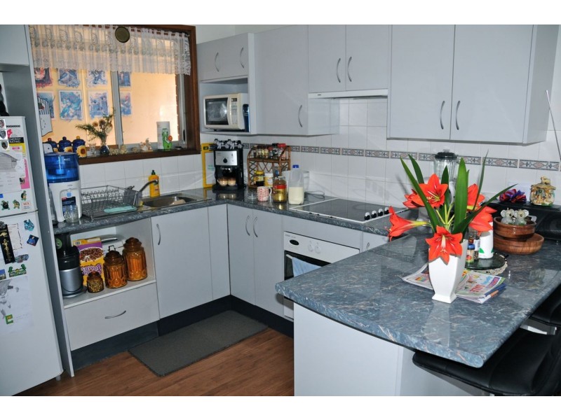 11 Macleans Point  Road, Sanctuary Point NSW 2540