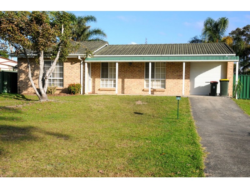 8 Gull Ave, Sanctuary Point NSW 2540