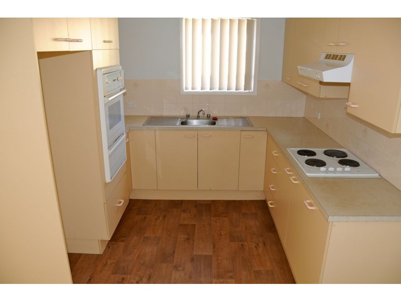 8 Gull Ave, Sanctuary Point NSW 2540
