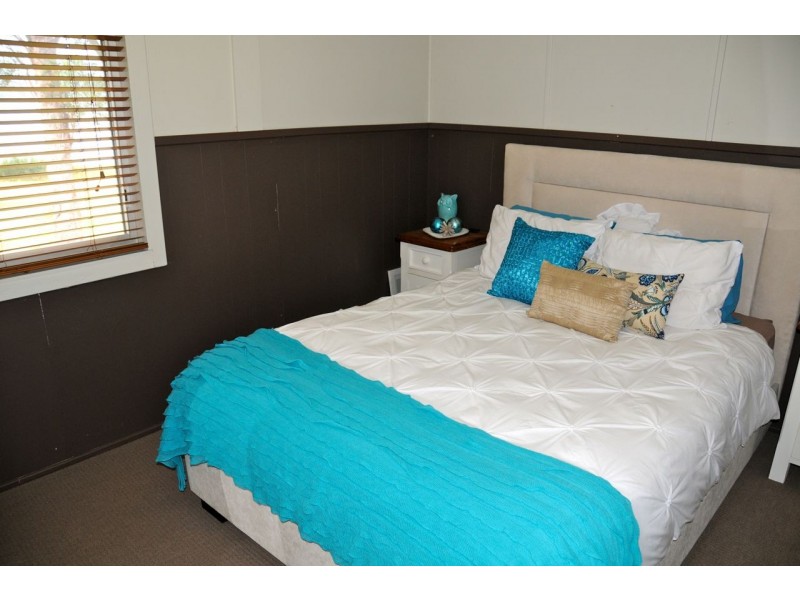 214 Sanctuary Point Road, Sanctuary Point NSW 2540