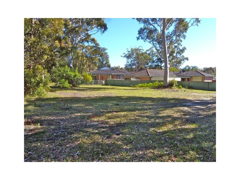 13 Kurraba Place, St Georges Basin NSW 2540