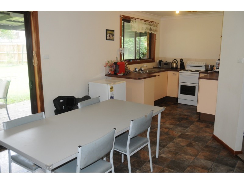 6 Telopea Avenue, Sanctuary Point NSW 2540