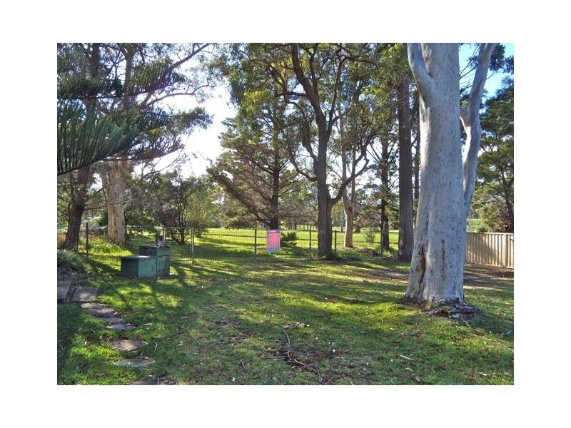 129 Waratah Cres, Sanctuary Point NSW 2540