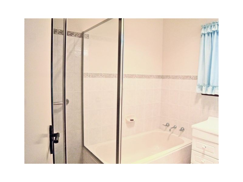 129 Waratah Cres, Sanctuary Point NSW 2540