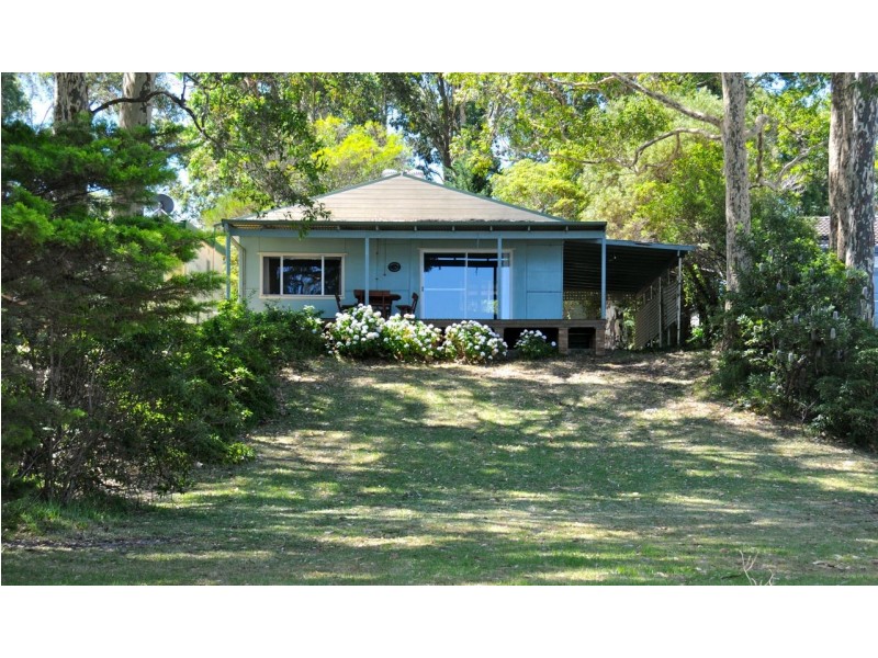 84 Loralyn Avenue, St Georges Basin NSW 2540