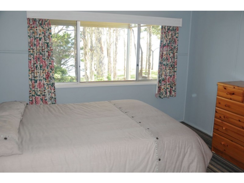 84 Loralyn Avenue, St Georges Basin NSW 2540