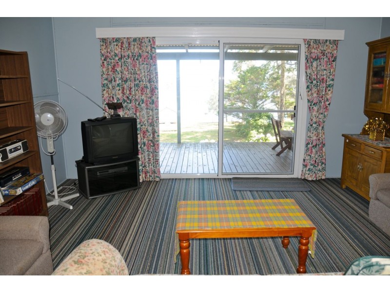 84 Loralyn Avenue, St Georges Basin NSW 2540