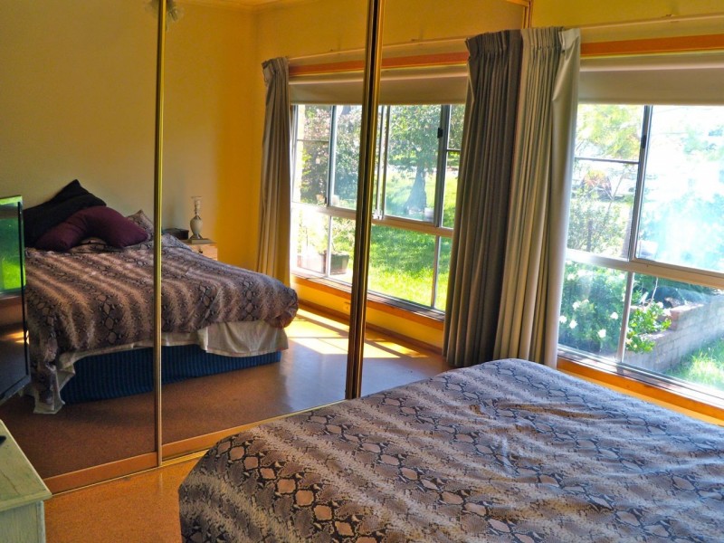 71 Macleans Point Road, Sanctuary Point NSW 2540