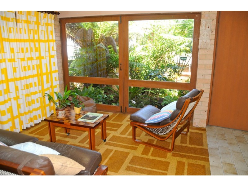 11 Loralyn Avenue, St Georges Basin NSW 2540