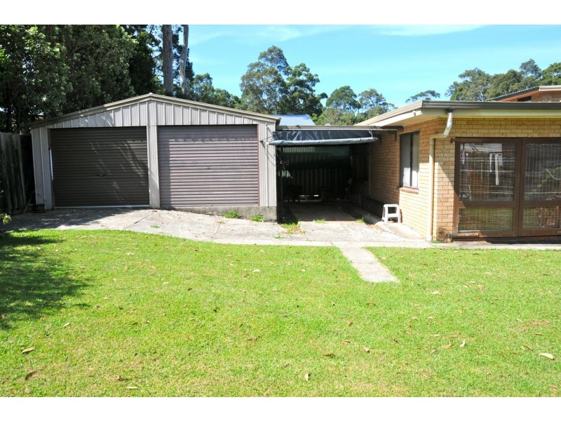 11 Loralyn Avenue, St Georges Basin NSW 2540