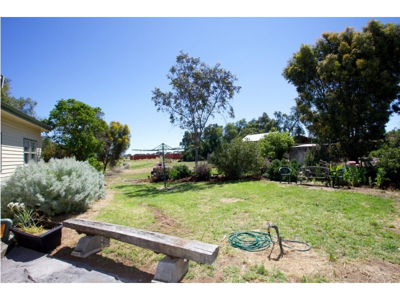 7 Wail-Dooen Road, Dooen VIC 3401