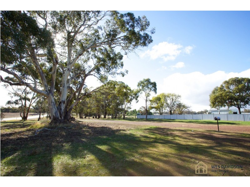 2840 Henty Highway, Wonwondah VIC 3401