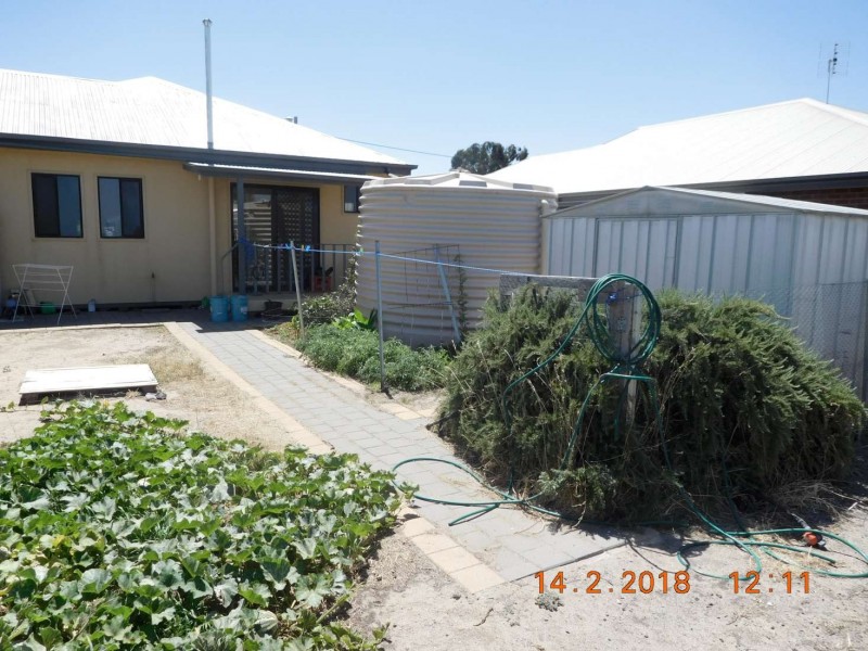 37 Rockley Street, Nhill VIC 3418