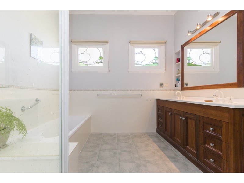 205 Heards Road, Riverside VIC 3401