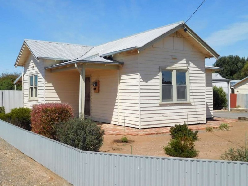 11 Friend Street, Murtoa VIC 3390