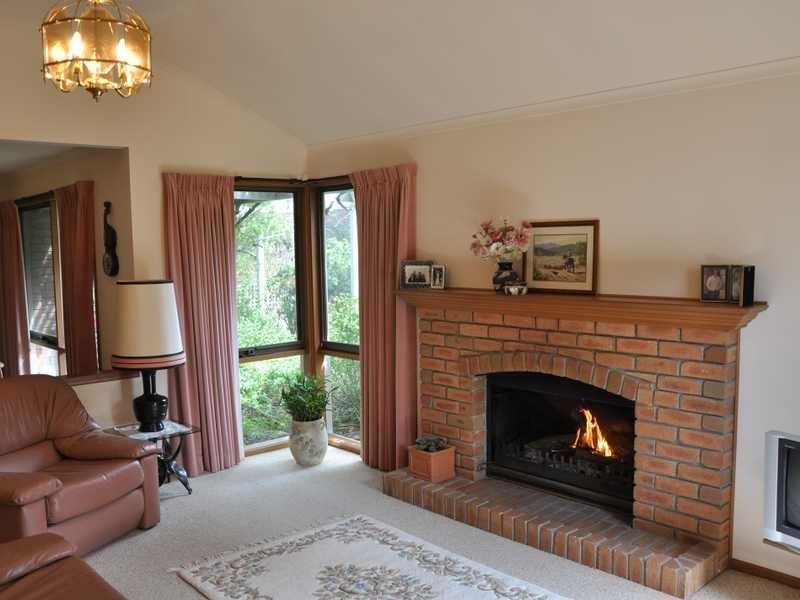 11 Golf Links Road, Ararat VIC 3377