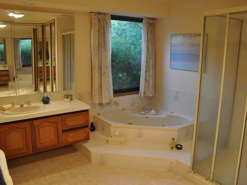 11 Golf Links Road, Ararat VIC 3377