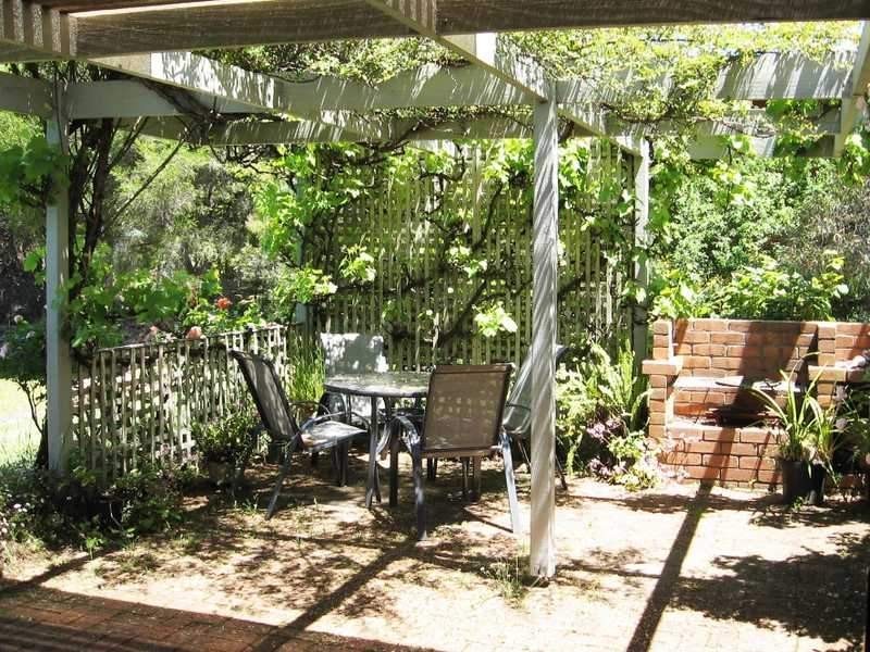 11 Golf Links Road, Ararat VIC 3377