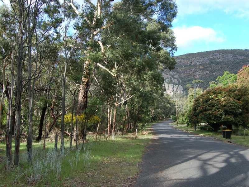 483-499 Grampians Road, Halls Gap VIC 3381