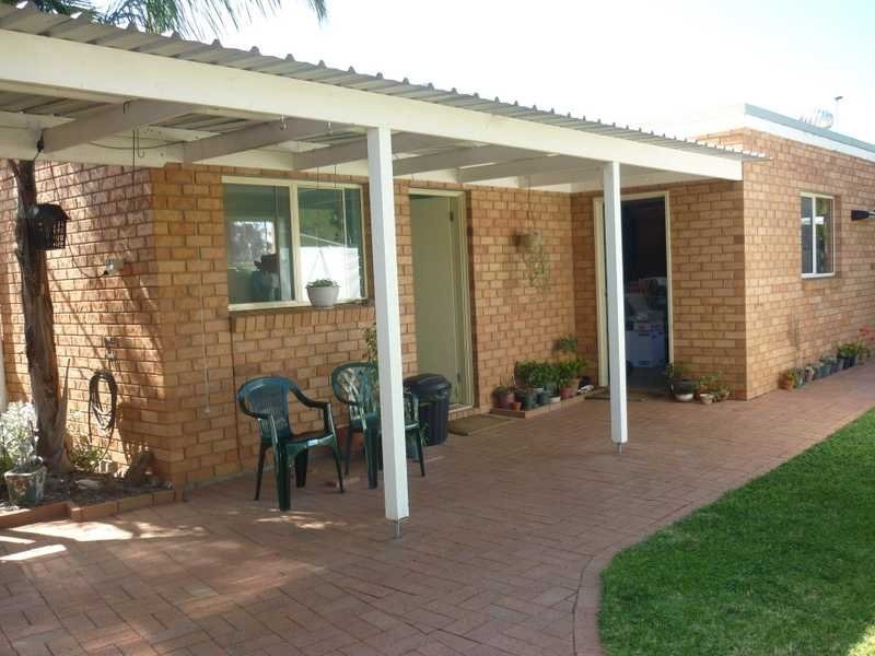 Hilltop Motel, Ouyen VIC 3490