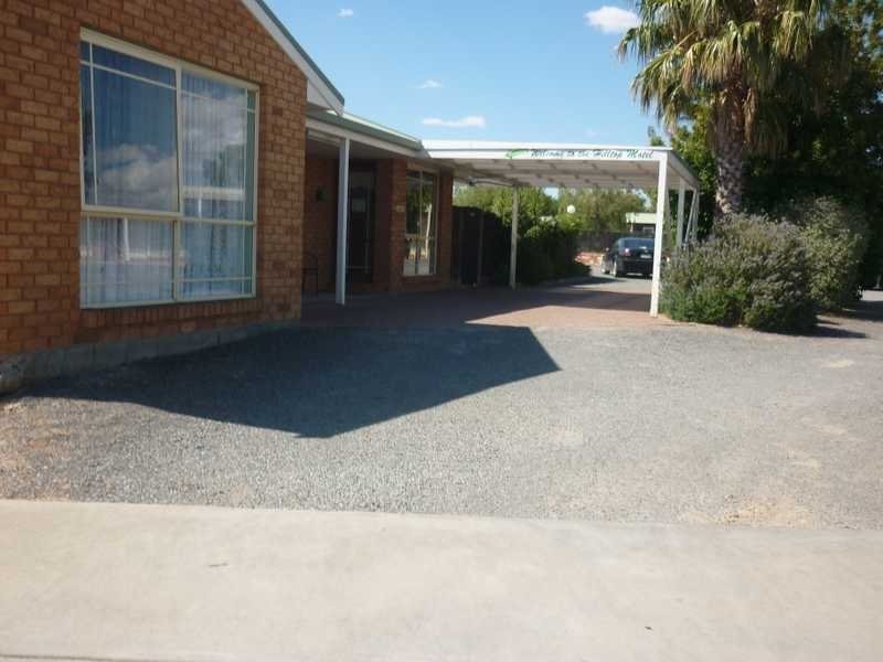 Hilltop Motel, Ouyen VIC 3490