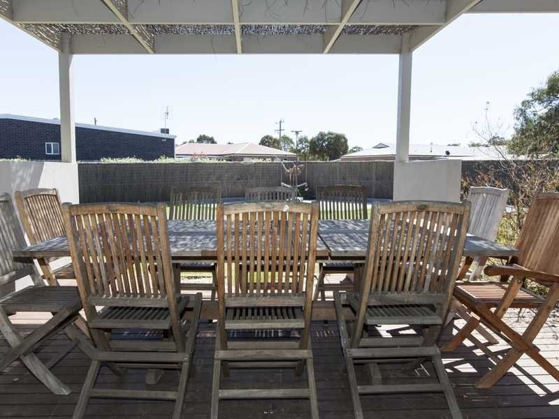 14 Beveridge Street, Ararat VIC 3377