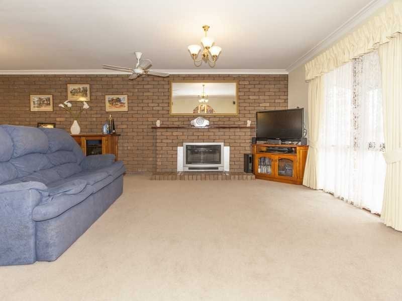 21 Henderson Street, Ararat VIC 3377