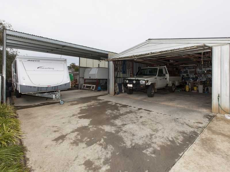 21 Henderson Street, Ararat VIC 3377