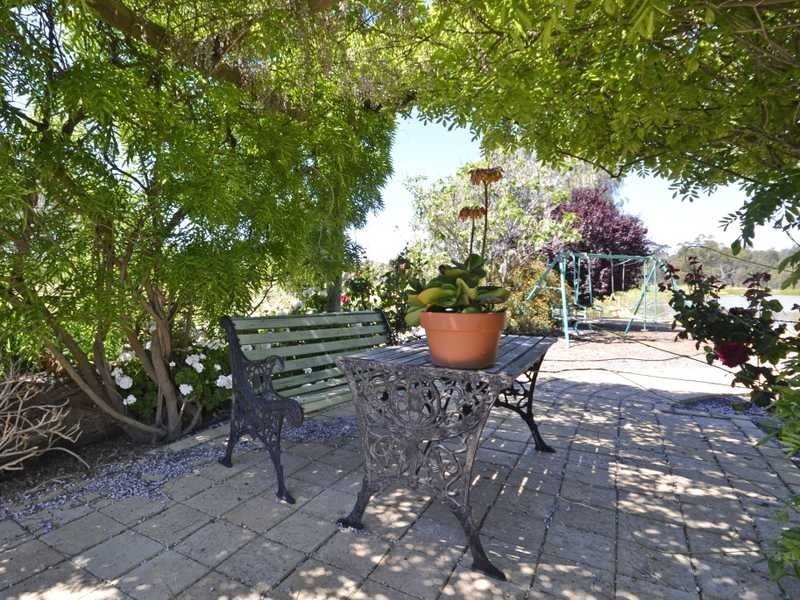 34 Creasey Court, Vectis VIC 3401