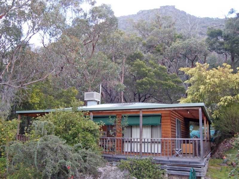 4-6 High Road, Halls Gap VIC 3381
