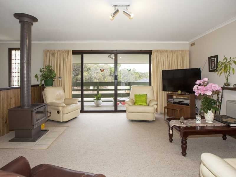 27 Henderson Street, Ararat VIC 3377