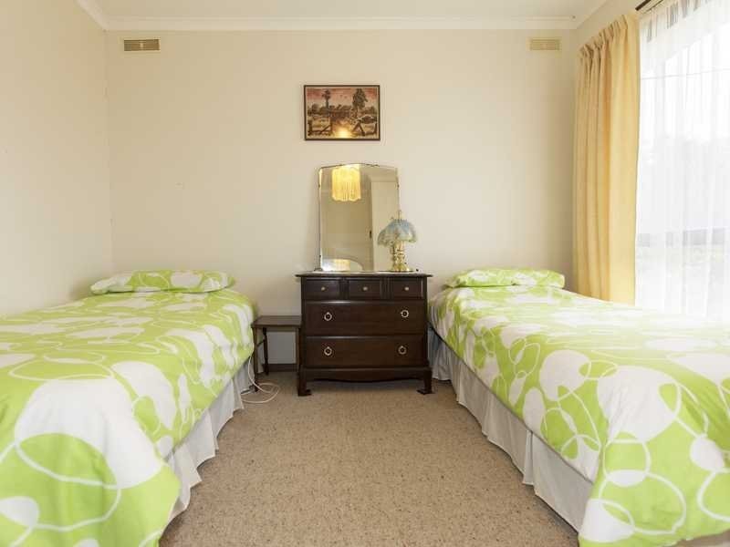 27 Henderson Street, Ararat VIC 3377